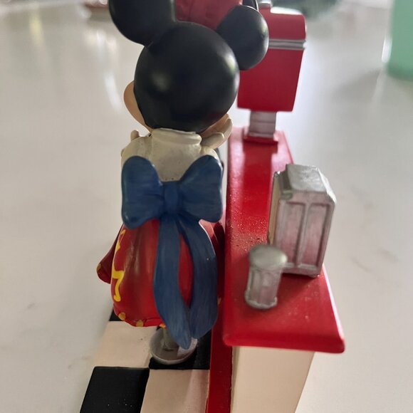 Disney Mickey & Minnie Sweethearts of the 50s Collection - Soda Shop - Picture 2 of 4